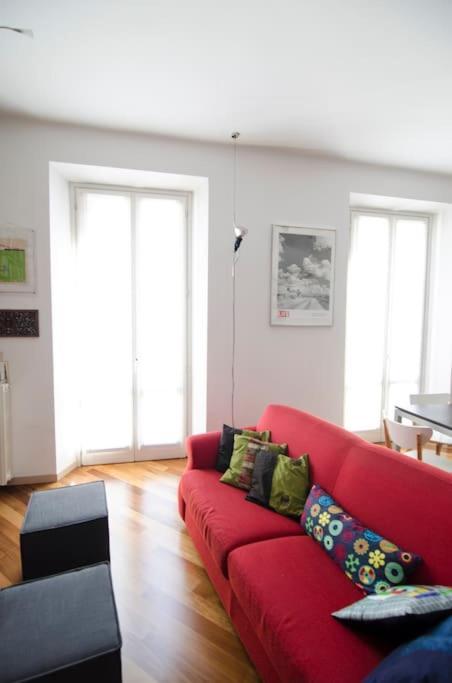 Quiet & Bright In A Sparkly District! Apartamento Milão Exterior foto